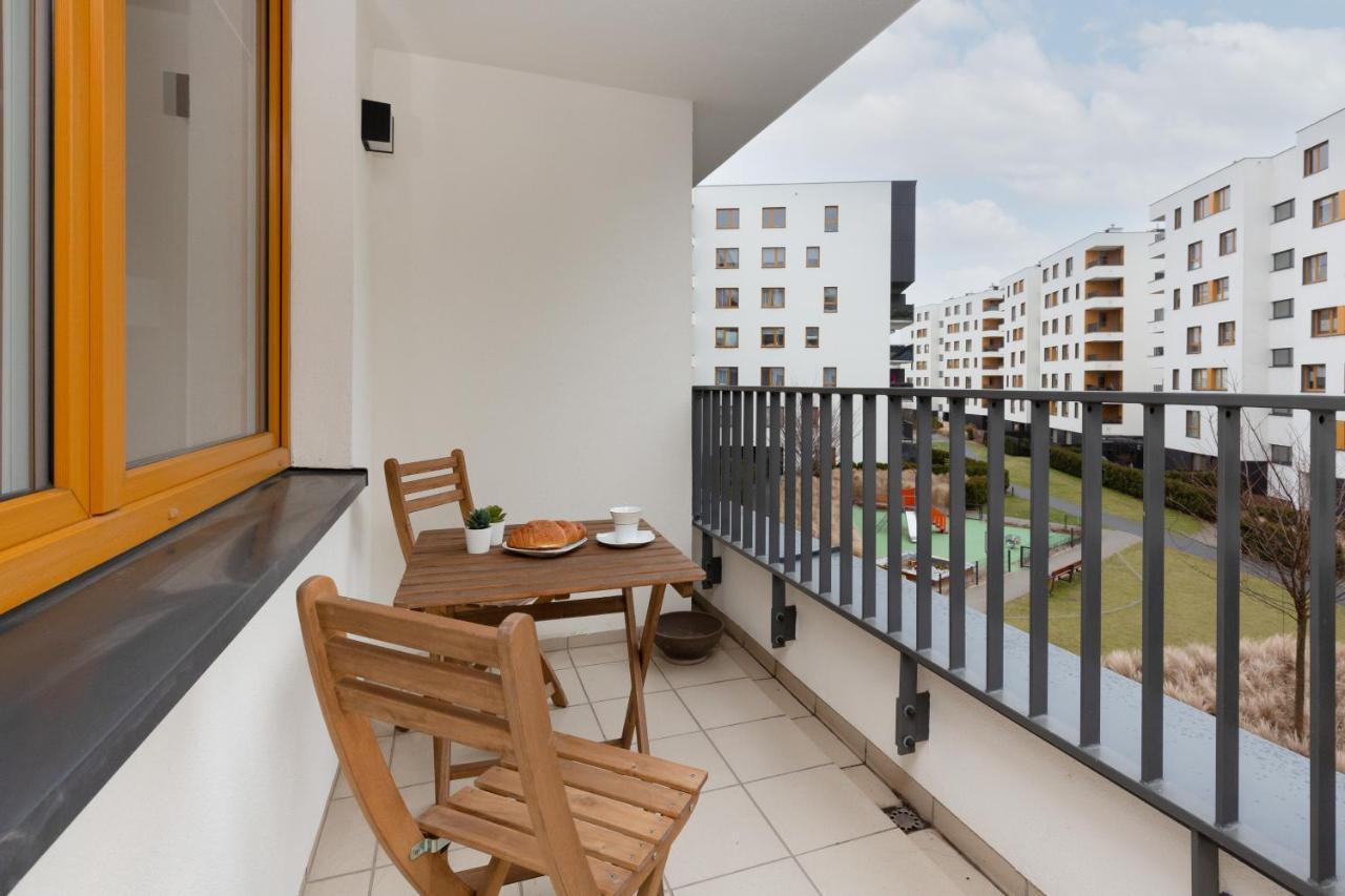 Kolorowy Goclaw Apartment By Noclegi Renters Warsaw Luaran gambar